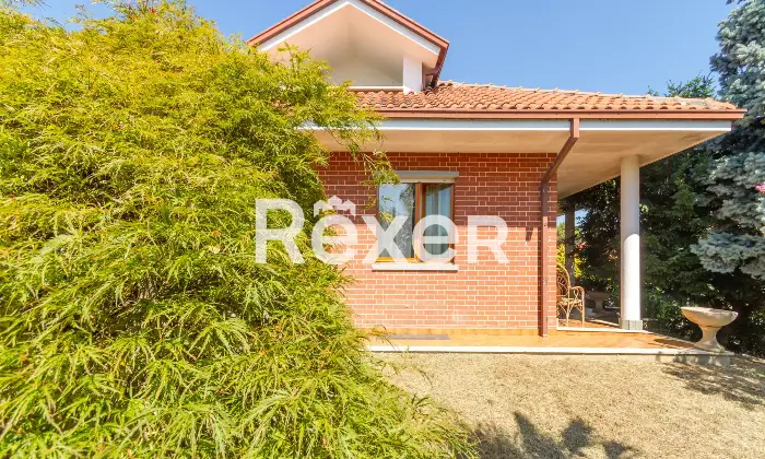 Rexer-Bricherasio-Villa-con-giardino-Altro