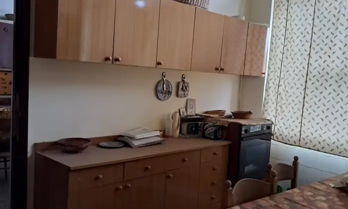 Rexer-Soveria-Mannelli-Vendesi-Casa-indipendente-con-locale-commerciale-Soveria-Mannelli-Catanzaro-Cucina