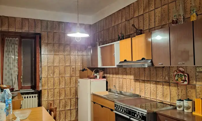 Rexer-Soveria-Mannelli-Vendesi-Porzione-di-Villa-bifamiliare-immersa-nel-verde-Soveria-Mannelli-Catanzaro-Cucina