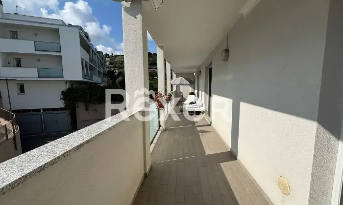 Rexer-Savona-Splendido-appartamento-con-terrazza-garage-e-pauto-Altro