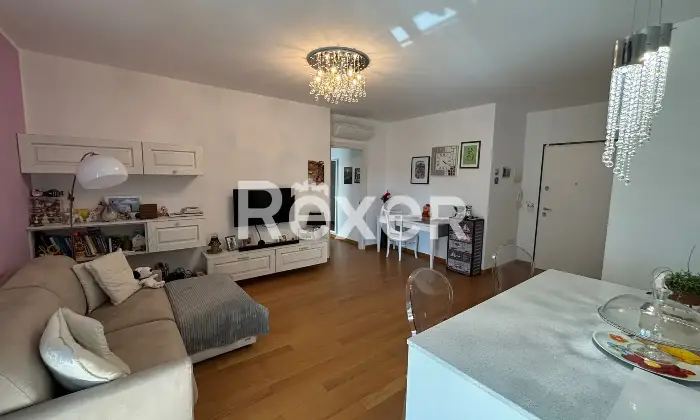 Rexer-Savona-Splendido-appartamento-con-terrazza-garage-e-pauto-Altro