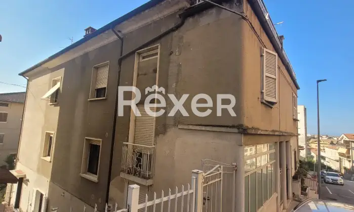 Rexer-Montegranaro-Villetta-a-schiera-parzialmente-ristrutturata-in-vendita-in-Via-Risorgimento-Montegranaro-Altro
