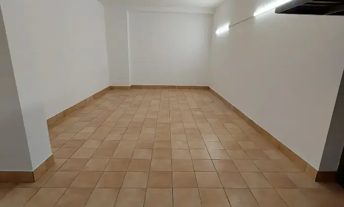 Rexer-San-Giovanni-la-Punta-GARAGEDeposito-mq-AMPIO-SOPPALCABILE-TOT-RISTRUTTURATO-Altro