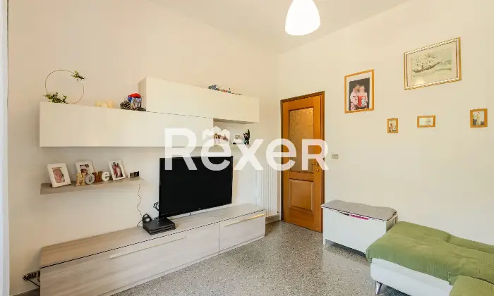 Rexer-Roma-Bilocale-con-BalconePortuense-Largo-La-Loggia-Altro