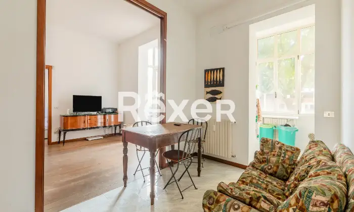 Rexer-Milano-Plurilocale-in-piccola-palazzina-con-dependance-giardino-terrazzi-e-cantina-Altro