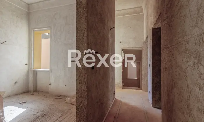 Rexer-Gagliano-del-Capo-A-pochi-minuti-dal-mare-villa-indipendente-allo-stato-di-grezzo-avanzato-da-completare-con-giardino-e-ampi-garage-Corridoio