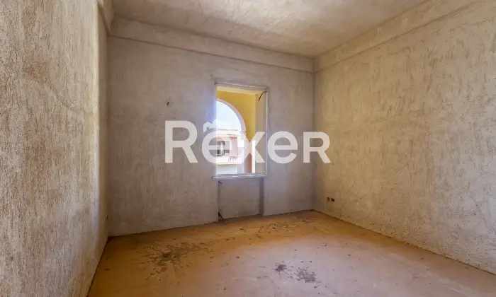 Rexer-Gagliano-del-Capo-A-pochi-minuti-dal-mare-villa-indipendente-allo-stato-di-grezzo-avanzato-da-completare-con-giardino-e-ampi-garage-Studio