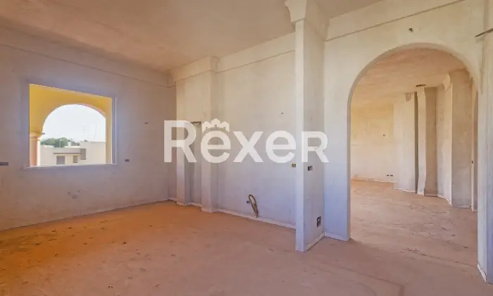 Rexer-Gagliano-del-Capo-A-pochi-minuti-dal-mare-villa-indipendente-allo-stato-di-grezzo-avanzato-da-completare-con-giardino-e-ampi-garage-Camera