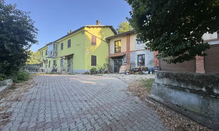 Rexer-Asti-Ampia-propriet-a-ridossocentro-adatta-abitazione-o-attivit-ricettiva-Esterno