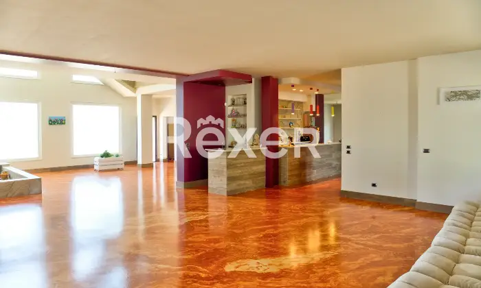Rexer-Trani-Villa-con-piscina-in-classe-A-vista-mare-Altro