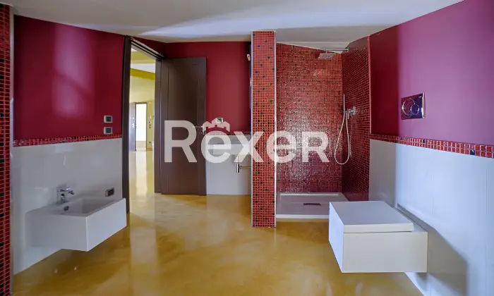 Rexer-Trani-Villa-con-piscina-in-classe-A-vista-mare-Altro