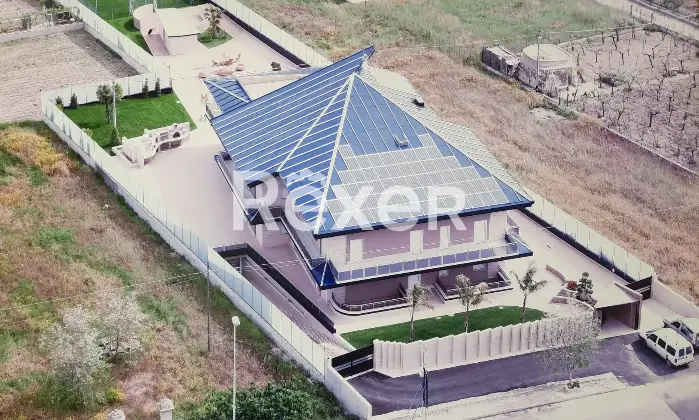 Rexer-Trani-Villa-con-piscina-in-classe-A-vista-mare-Altro
