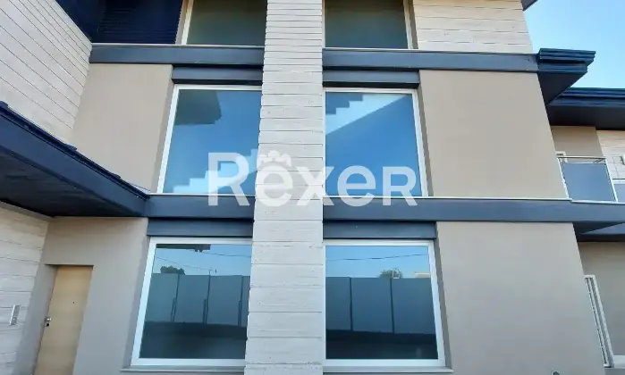 Rexer-Trani-Villa-con-piscina-in-classe-A-vista-mare-Altro