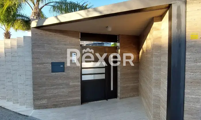 Rexer-Trani-Villa-con-piscina-in-classe-A-vista-mare-Altro