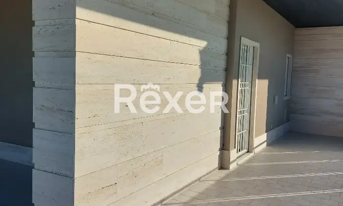 Rexer-Trani-Villa-con-piscina-in-classe-A-vista-mare-Altro