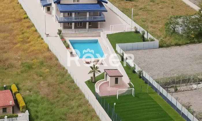 Rexer-Trani-Villa-con-piscina-in-classe-A-vista-mare-Altro