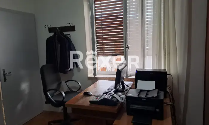 Rexer-Valdagno-Casale-rustico-con-due-abitazioni-indipendenti-e-terreno-di-ettari-Altro