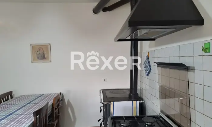 Rexer-Valdagno-Casale-rustico-con-due-abitazioni-indipendenti-e-terreno-di-ettari-Altro