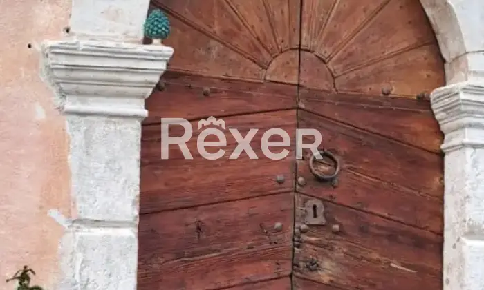 Rexer-Valdagno-Casale-rustico-con-due-abitazioni-indipendenti-e-terreno-di-ettari-Altro