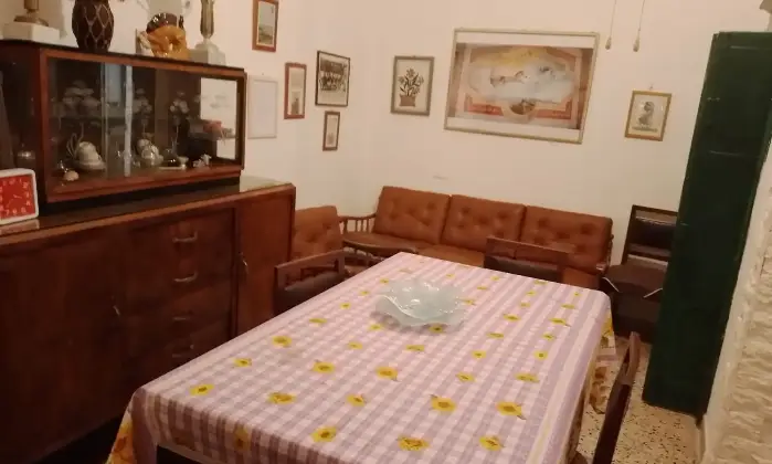 Rexer-Orosei-VENDESI-APPARTAMENTO-CENTRO-STORICO-OROSEI-NU-Altro