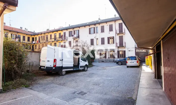 Rexer-Senago-Palazzo-depoca-ristrutturato-con-unit-frazionabili-Altro