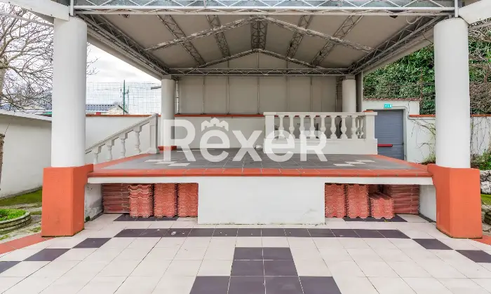 Rexer-Borgo-San-Giacomo-Locale-commerciale-Sala-da-ballo-con-spazio-estivo-e-parcheggio-privato-Altro