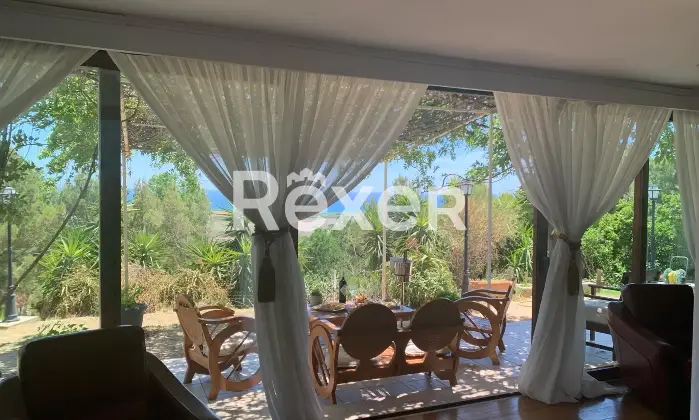 Rexer-Cropani-Marina-Complesso-agrituristico-su-ettari-immerso-nel-verde-Altro