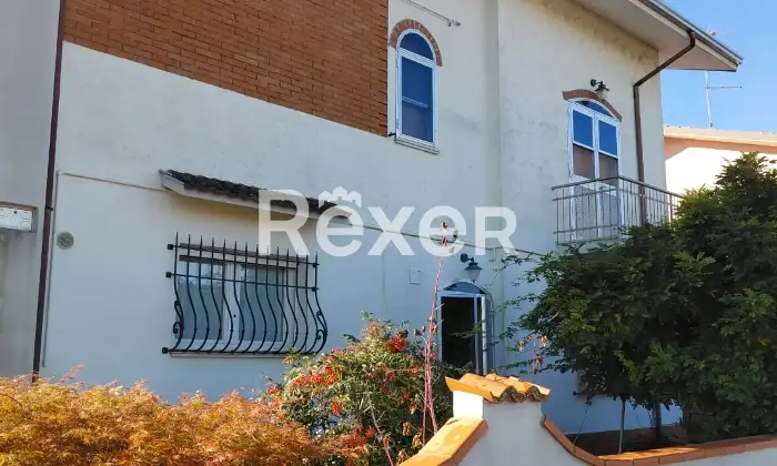 Rexer-Copparo-Bifamiliare-indipendente-con-garage-e-giardino-a-Copparo-Altro