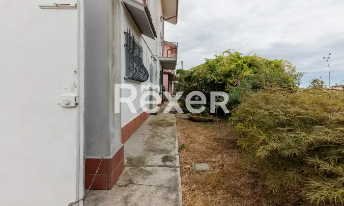 Rexer-Copparo-Porzione-di-bifamiliare-con-giardino-a-Copparo-Altro