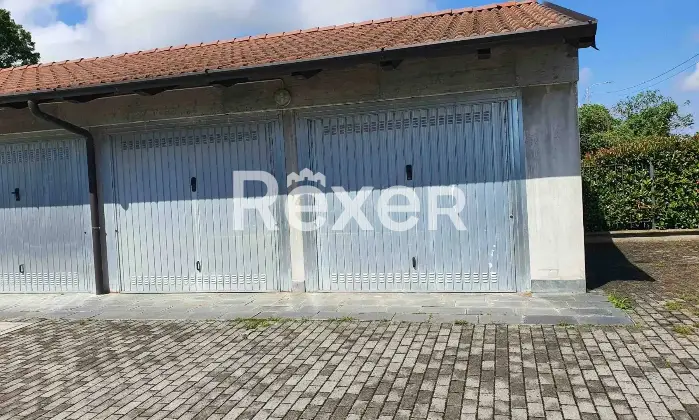 Rexer-Abbadia-Cerreto-Villetta-a-schiera-capofila-libera-su-tre-lati-Altro