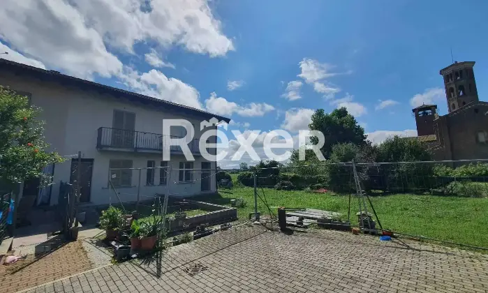 Rexer-Abbadia-Cerreto-Villetta-a-schiera-capofila-libera-su-tre-lati-Altro