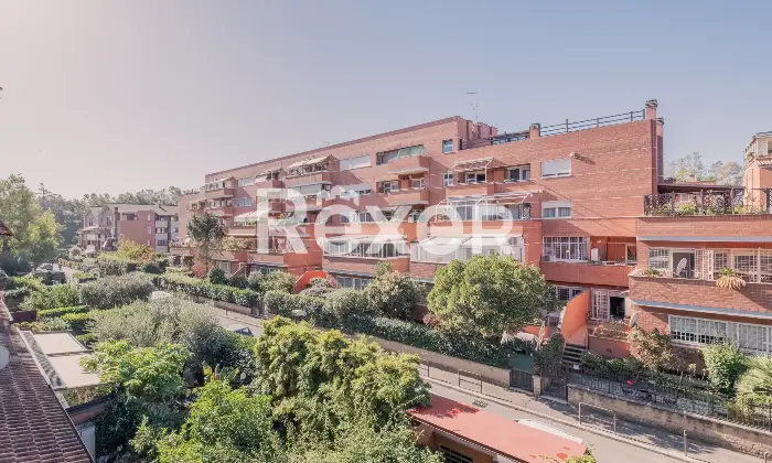 Rexer-Roma-Eur-Colle-Parnaso-quadrilocale-via-Mauriac-Altro