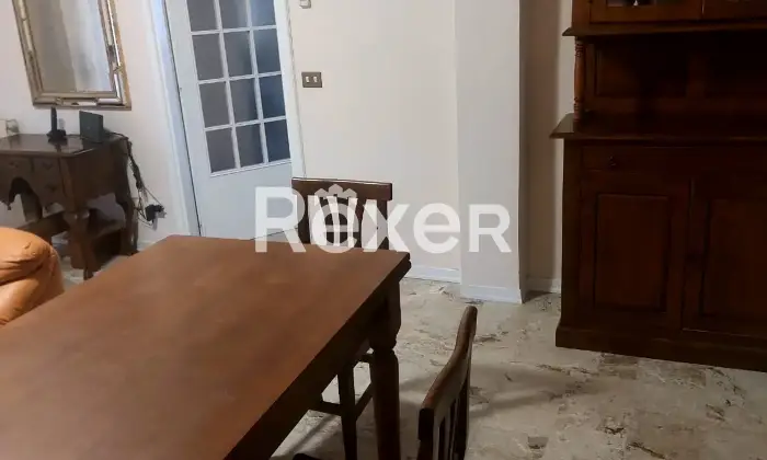 Rexer-Montepulciano-Appartamento-al-piano-terra-con-giardino-privato-box-e-cantina-a-SantAlbino-di-Montepulciano-Salone