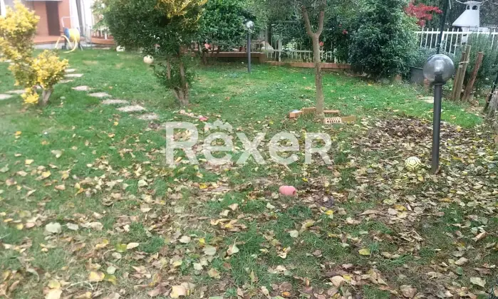 Rexer-Montepulciano-Appartamento-al-piano-terra-con-giardino-privato-box-e-cantina-a-SantAlbino-di-Montepulciano-Giardino