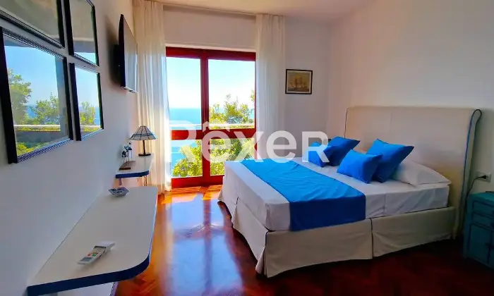 Rexer-Amalfi-Villa-affacciata-sul-mare-di-Amalfi-Altro