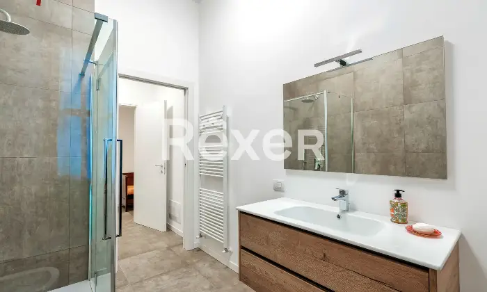Rexer-Adro-Quadrilocale-ristrutturato-in-Palazzo-Storico-Altro