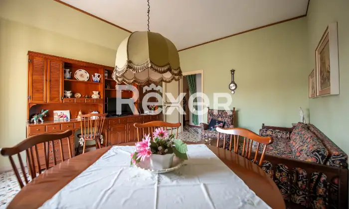Rexer-Caserta-Appartamento-con-affaccio-sulla-Reggia-e-posto-auto-coperto-Altro
