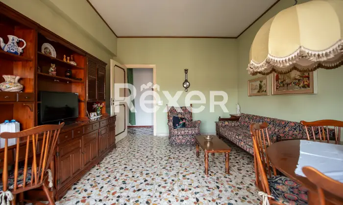 Rexer-Caserta-Appartamento-con-affaccio-sulla-Reggia-e-posto-auto-coperto-Altro