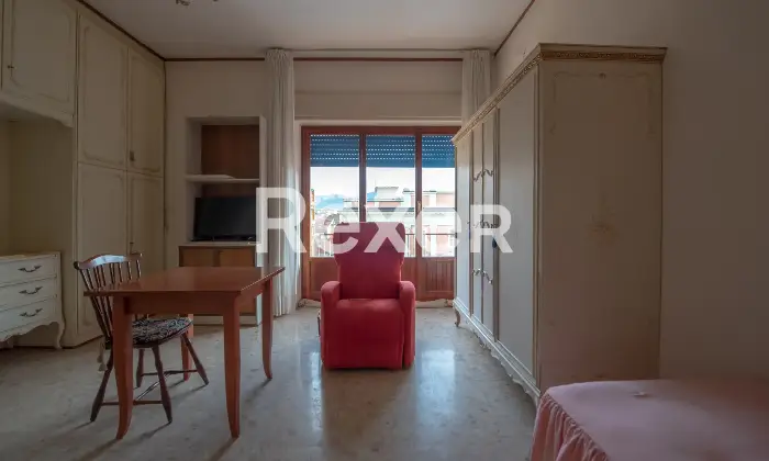 Rexer-Caserta-Appartamento-con-affaccio-sulla-Reggia-e-posto-auto-coperto-Altro