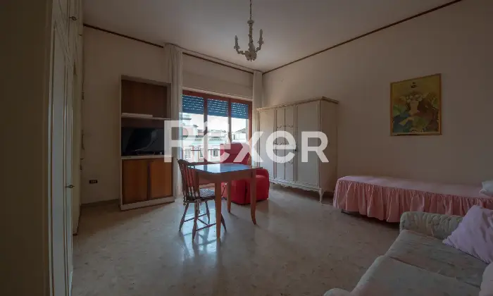Rexer-Caserta-Appartamento-con-affaccio-sulla-Reggia-e-posto-auto-coperto-Altro