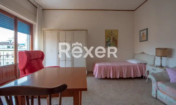 Rexer-Caserta-Appartamento-con-affaccio-sulla-Reggia-Altro