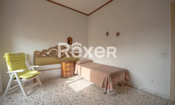 Rexer-Caserta-Appartamento-con-affaccio-sulla-Reggia-e-posto-auto-coperto-Altro