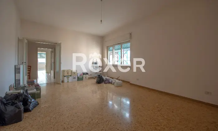 Rexer-Caserta-Appartamento-con-affaccio-sulla-Reggia-e-posto-auto-coperto-Altro