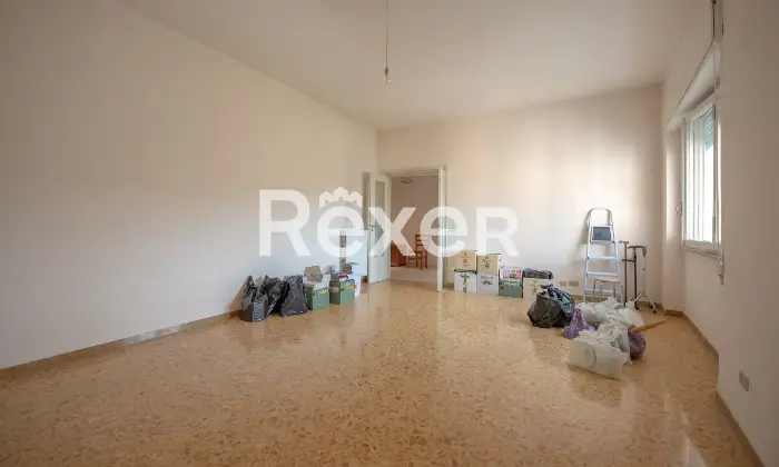Rexer-Caserta-Appartamento-con-affaccio-sulla-Reggia-e-posto-auto-coperto-Altro