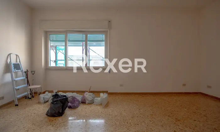 Rexer-Caserta-Appartamento-con-affaccio-sulla-Reggia-e-posto-auto-coperto-Altro