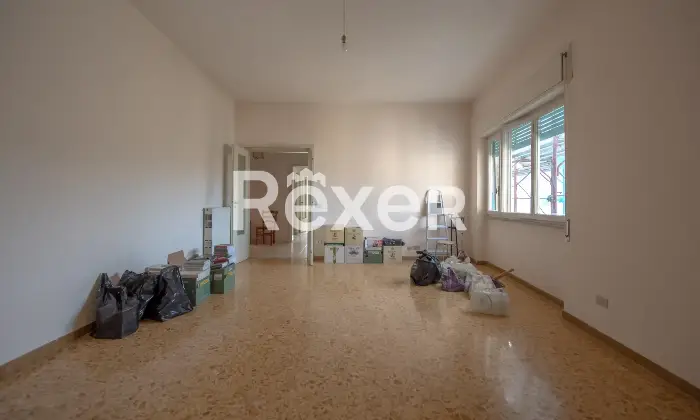 Rexer-Caserta-Appartamento-con-affaccio-sulla-Reggia-Altro