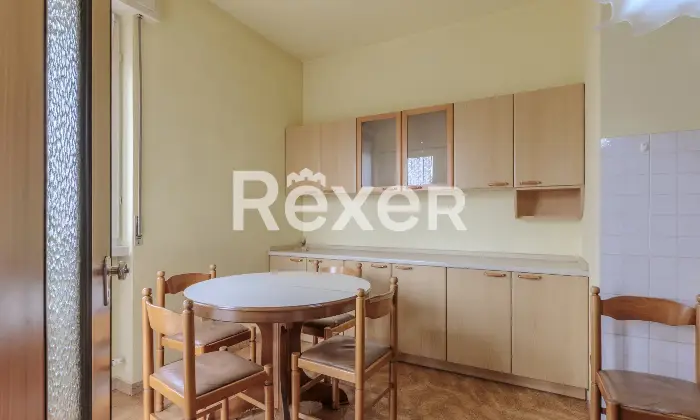 Rexer-Pozzo-dAdda-Appartamento-al-primo-piano-con-box-auto-e-cantina-Altro