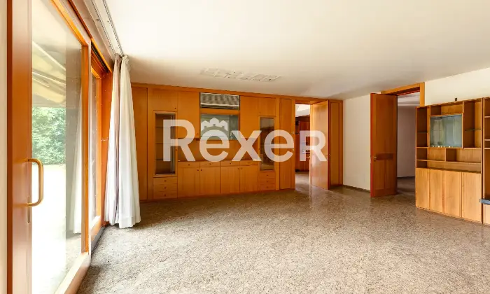 Rexer-Montebelluna-Prestigiosa-villa-con-ampio-parco-privato-Altro