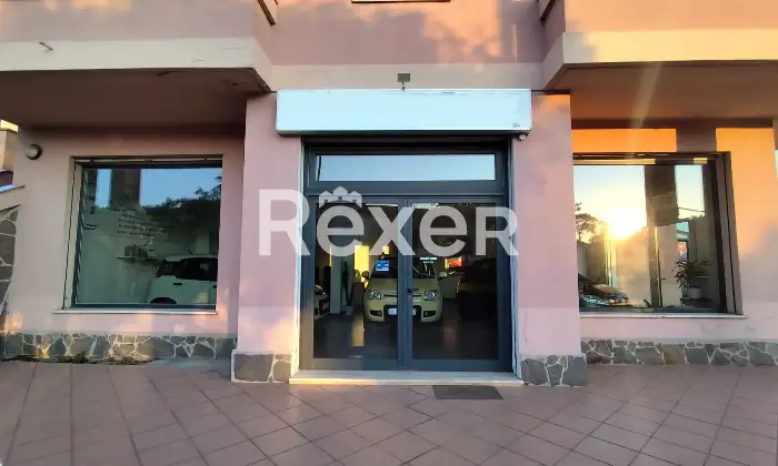 Rexer-Oristano-Locale-commerciale-in-vendita-a-Oristano-Via-Messina-angolo-Via-Cagliari-Altro