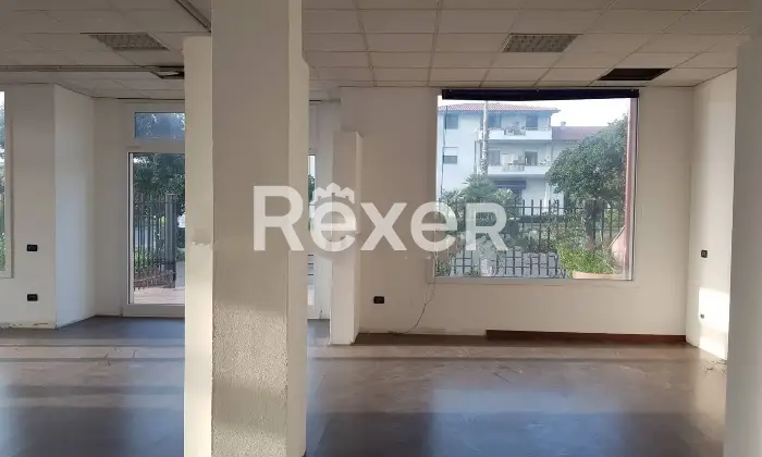 Rexer-Oristano-Locale-commerciale-in-vendita-a-Oristano-Via-Messina-angolo-Via-Cagliari-Altro